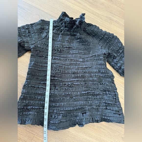 Cynthia Rowley Ruffle Neck 3/4 Sleeve All Over Smocked Blouse Black Size XS - Picture 10 of 10